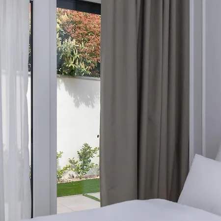 아파트 Annabel's Luxury With Private Pool, Indoor Jacuzzi With Sauna *